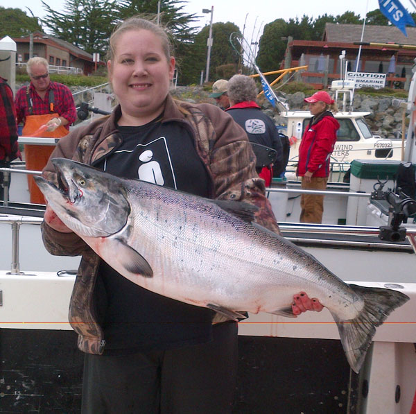 girl-with-salmon-fish