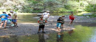 kids-fishing-on-river